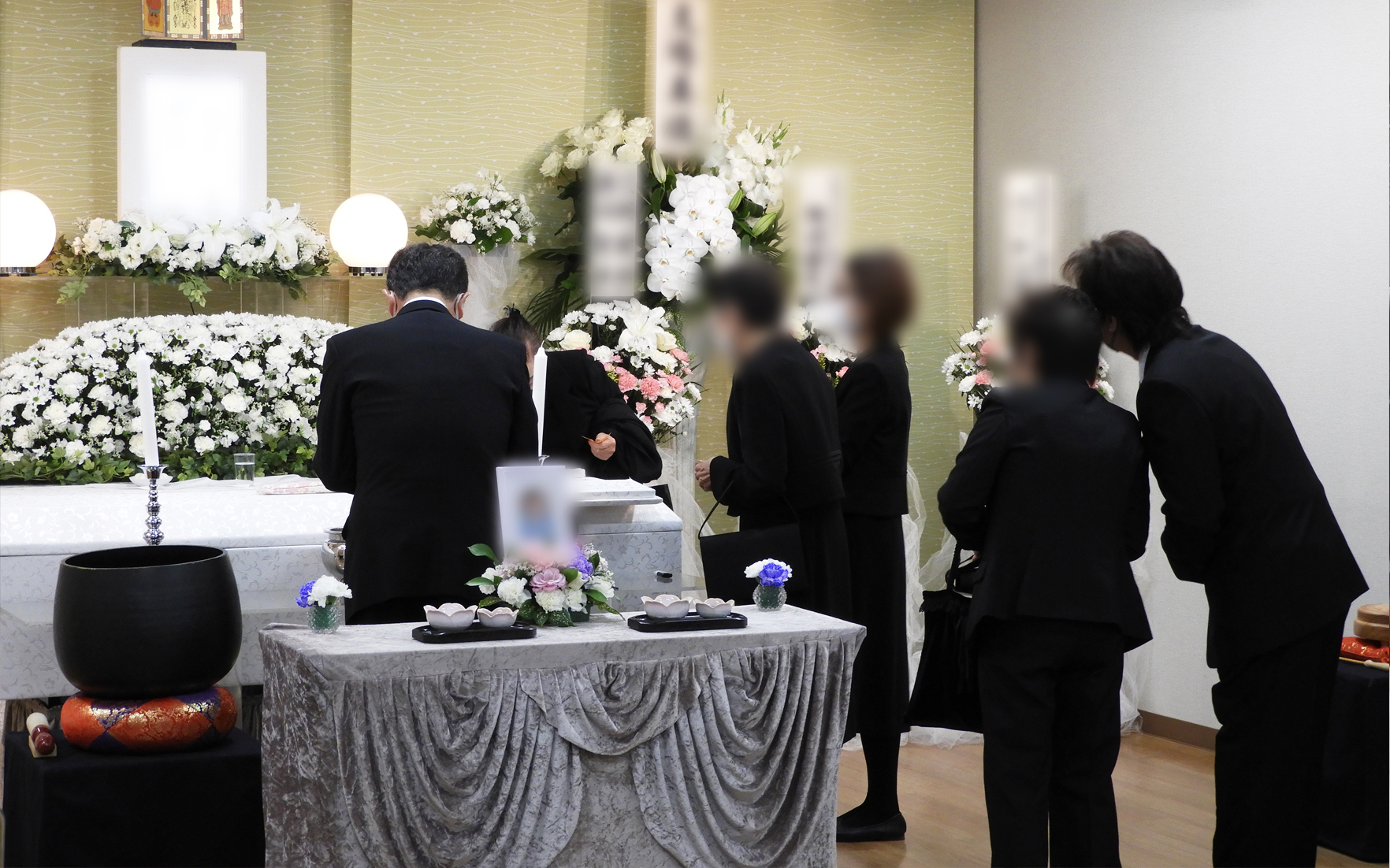 涙より笑顔でお見送りを